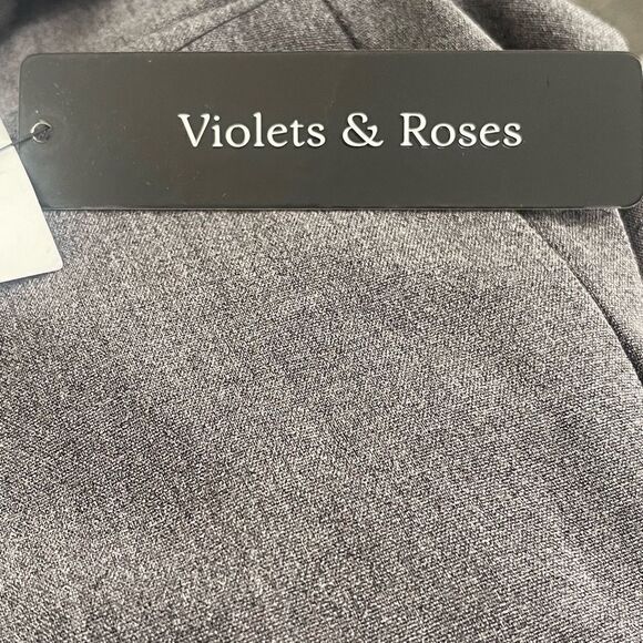 Violet and Roses - Women’s Dress Pants with tie belt. Size: 19/30 Color: Gray - Picture 5 of 8